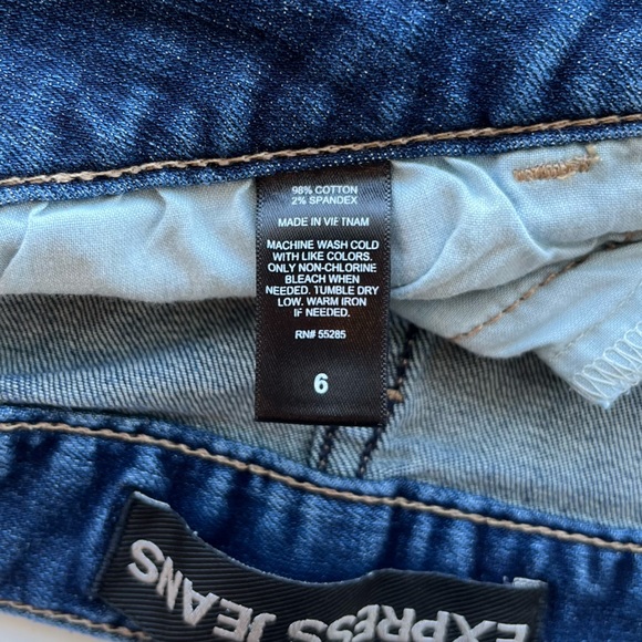 Express Denim Shorts - Picture 3 of 8